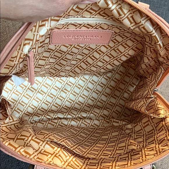 TIGNANELLO Blush Leather Handbag/Crossbody Satchel 11”x7.5”x5” Preloved - Picture 12 of 16